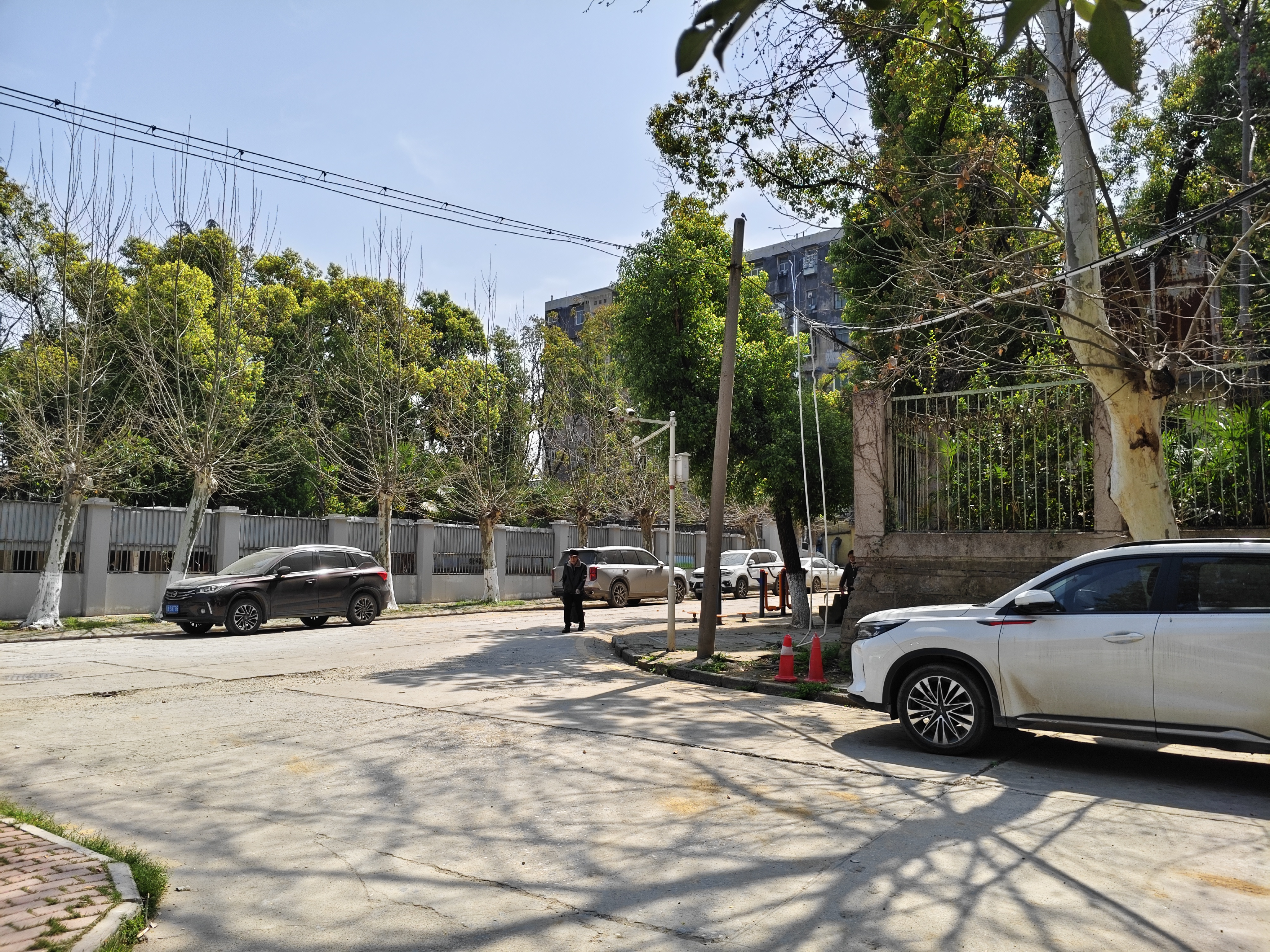 分岔路口，放学后互相道别之地.jpg